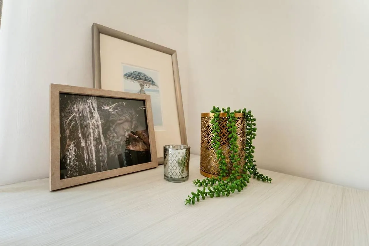 Hanura Apartments Catania 0*,