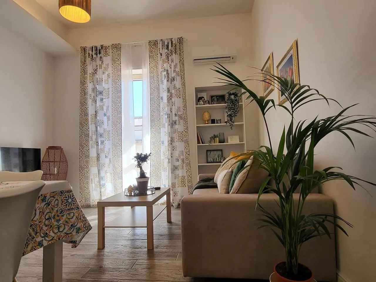 Hanura Apartments Catania Italy